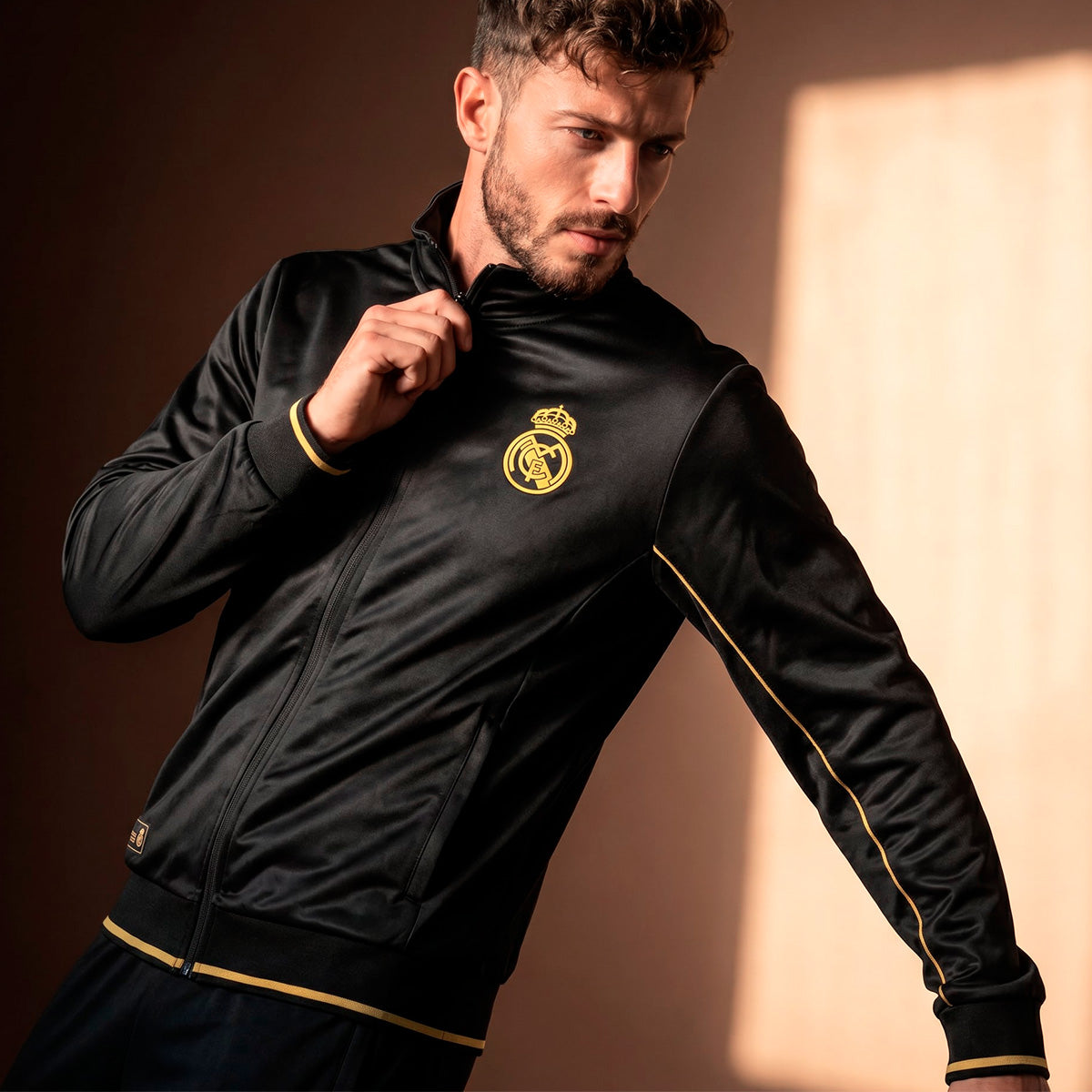 Real Madrid Retro Black Men's Jacket