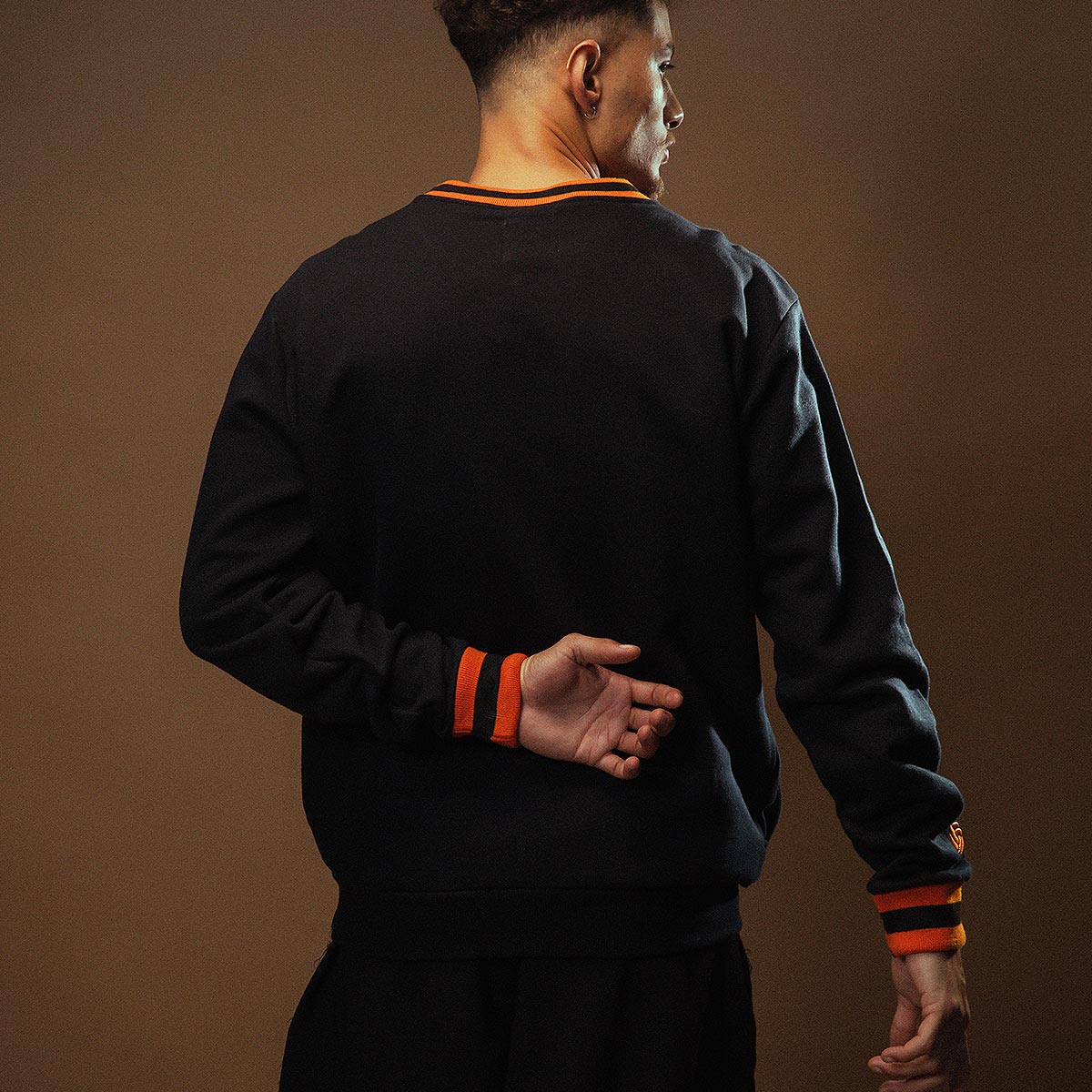 Netherlands Retro Black Men's Sweatshirt